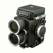 Rolleiflex 4.0 FT with hood closed